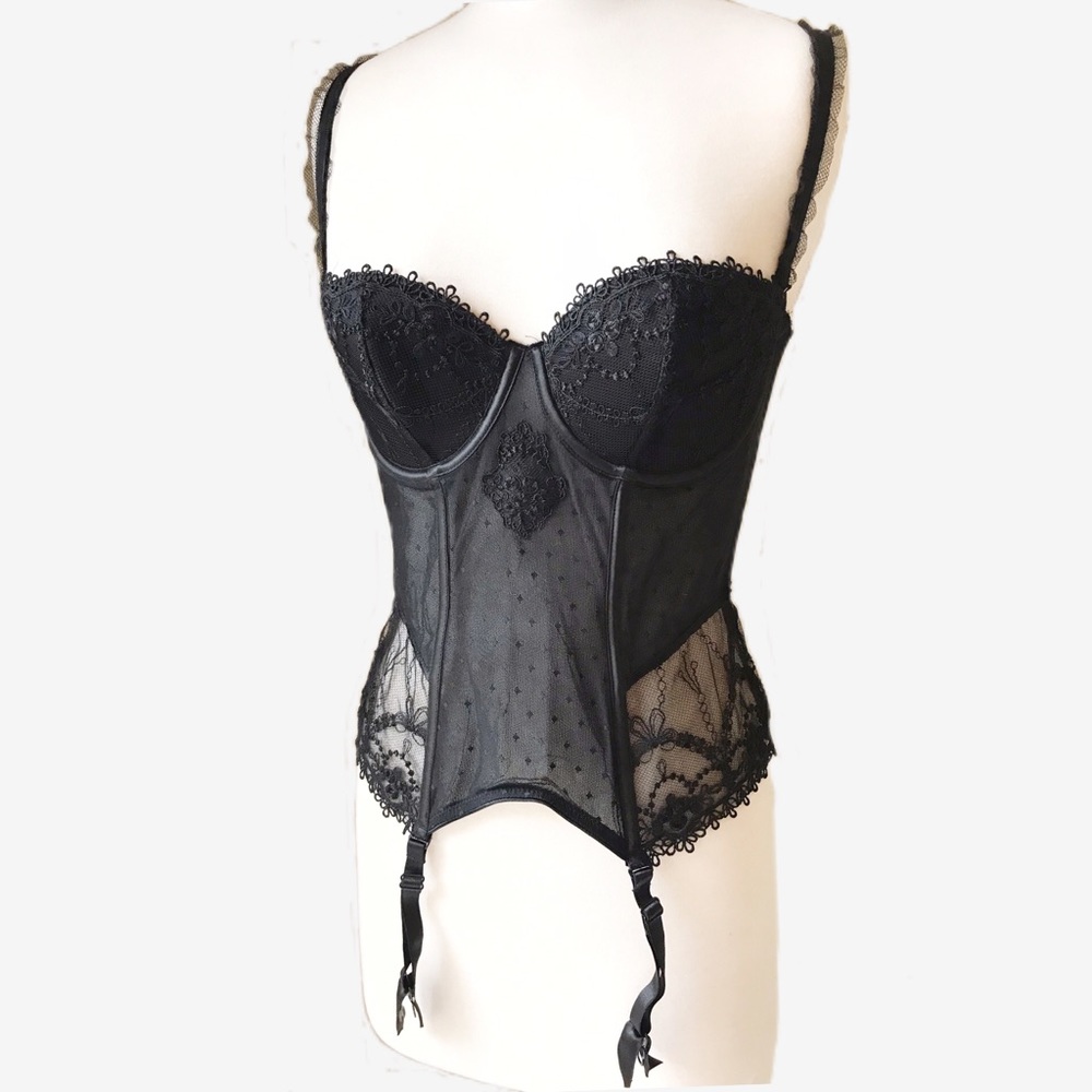 NWOT Chantelle Basque 34C